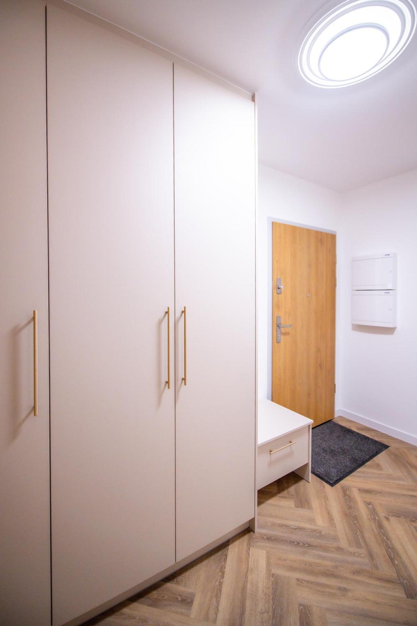 Apartament Mikolowska Z Balkonem Gliwice Buitenkant foto